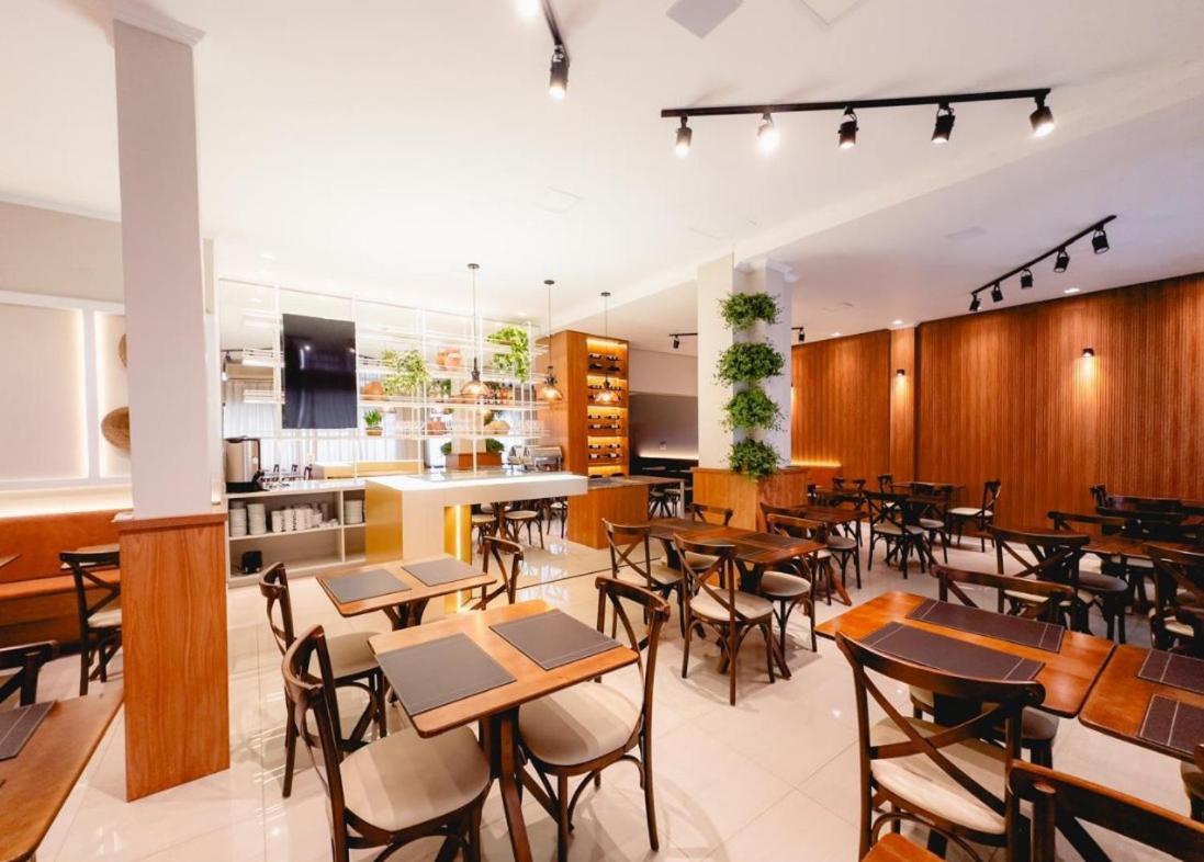 Zallon Hotel Executivo ラジェアド エクステリア 写真