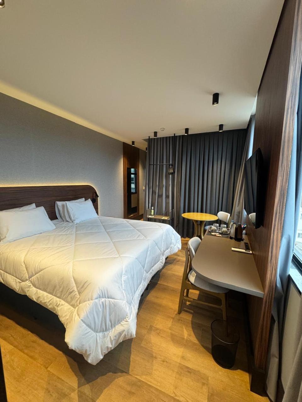Zallon Hotel Executivo ラジェアド エクステリア 写真